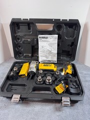 MINT &ndash; DEWALT 20V MAX Copper Swage Tool Kit DCE450D1 w/ 6 Heads, Battery & Case