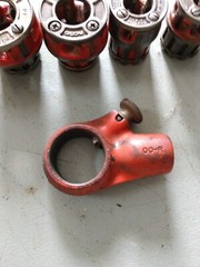 Ridgid 00-R Ratcheting Pipe Threading Tool W/6 Dies 1/8&Prime; 1/4&rdquo; 3/8&Prime; 1/2&rdquo; 3/4&rdquo; 1&Prime;