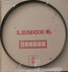 LENOX Classic Welded Band Saw Blade- 17&rsquo;6&Prime;L x 1-1/4&Prime; W x .042&Prime; 5/8 V VR
