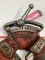 Rigid Pipe Threader Universal Die Head 1/8 &ndash; 2&Prime; Pipe 1/4 &ndash; 2&Prime; Bolt ED4U 4053-Y