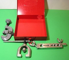 PROTO TOOLS No. 351 FLARING TOOL & No. 350 TUBING CUTTER w/ METAL CASE
