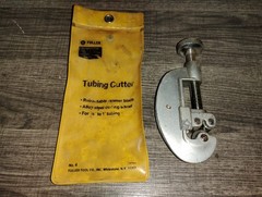 Fuller Tools No. 4 Tubing Cutter for Cutting 1/8&Prime; to 1&Prime; OD Tube wth Reamer Blade