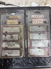 Ridgid Alloy Steel Universal Pipe Die Right Hand 1/2-3/4&Prime; NPT & 1&rdquo;-2&rdquo; NPT