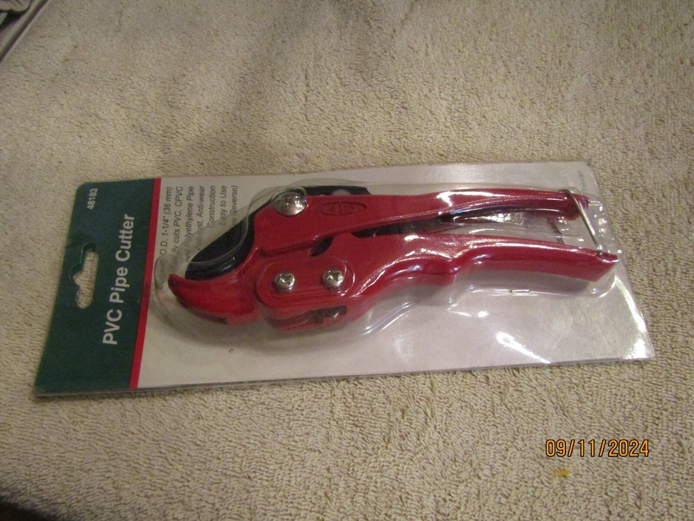 ACE Hardware PVC Pipe Cutter 48183 Capacity OD 1 1/4&Prime; NOS NIP