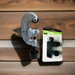 Two Pittsburgh Cutter 1/8&Prime; &ndash; 1-1/8&Prime; Tubing Cutter And One Mini Tubing Cutter