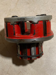 RIDGID 1&Prime; 00-R Manual Ratchet NPT Pipe Threading Right Hand Die Head 36900
