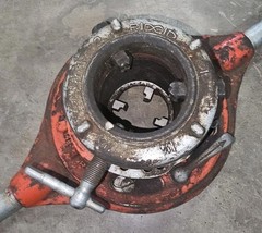 RIDGID No. 65-R, C-148-1, C-418 &ndash; 1&Prime; to 2&Prime; &ndash; Pipe Threader &ndash; w/ 2 Handles