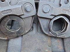 Nibco KSP4 Pair 1 1/2&Prime; 2&Prime; STD Press Jaw &ndash; Used &ndash; Includes Hard Case