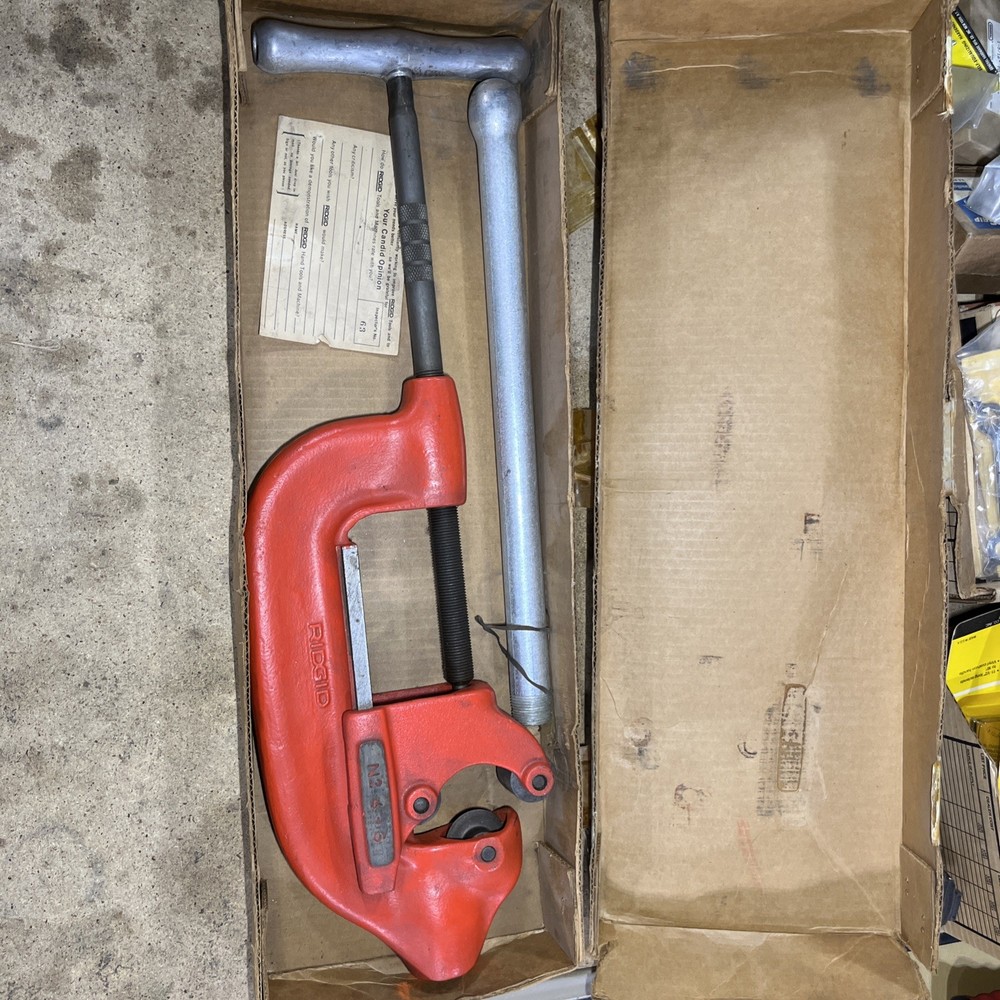 New Old Stock Ridgid 4-S, 2-1/2 to 4 inch Pipe Cutter, Heavy Duty USA Made