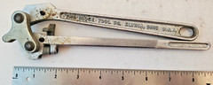 The Ridgid Tool Co Pipe Tube Bender 1/4&Prime; OD 9/16&Prime; R No. 394 Made in USA
