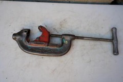 Ridgid 4-S 2 to 4 inch Pipe Cutter for Pipe Threader. #13