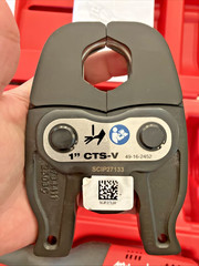 MILWAUKEE M12 FORCE LOGIC PRESS TOOL KIT WITH 3 JAWS #2473-22 *SLIGHTLY USED*