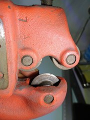 Rigid 2A/202 Heavy Duty No. 1-2 Pipe Cutter Tool 1/8 in To 2 in