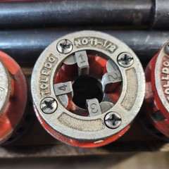 Vintage Toledo #11 Pipe Ratcheting Threader And Die Set USA NPT Rigid