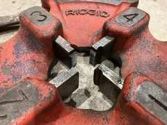 Ridgid 811A 1/8&rdquo; &ndash; 2&rdquo; NPT Quick Opening Die Head With Extra Die Set