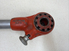 Ridgid 00-R Ratcheting Pipe Threader With 1/2&Prime; Die Head