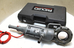 RIDGID 700 Pipe Threader w/ 12-R Die Set & Heavy Duty Ridgid Case (100% TESTED)