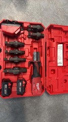MILWAUKEE 2922-20 PRESS TOOL KIT M18 W/ ONE KEY ,, With 6 Jaws, 2 Batteries