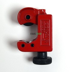Mini Copper Tubing Cutter 7/8&Prime; to 1/8&Prime; Cut Capacity Pipe Cutters