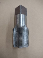 WALWORTH MFG. BOSTON. USA Tap 1-1/4&Prime; R 5-Flutes. Used. EXCELLENT CONDITION