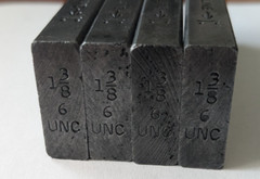 Ridgid 1-3/8 &ndash; 6 UNC Universal Bolt Threading Die Set