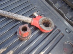Ridgid 0-R Ratchet Ratcheting Head Pipe Threader & 17&Prime; Handle w/ 1/2&Prime; Die Cutter