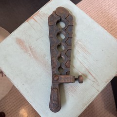 Vintage Handheld National Machine & Tool Threading Die Blue