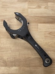 MAC TOOLS MT771A Ratcheting Pipe/Tubing Cutter 1-3/8 in to 2-5/8 in