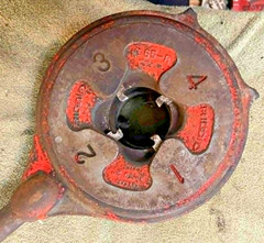 Ridgid No. 65-R Manual Pipe Threader 1&rdquo; to 2&rdquo; with Handle