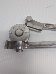 Vintage Parker Hand Tube Bender 3/8&Prime; Capacity 1.5&Prime; Radius Manual Pipe Bending To
