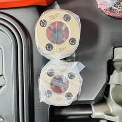 Milwaukee 2870-22 One Key Pipe Threader Kit &ndash; Red