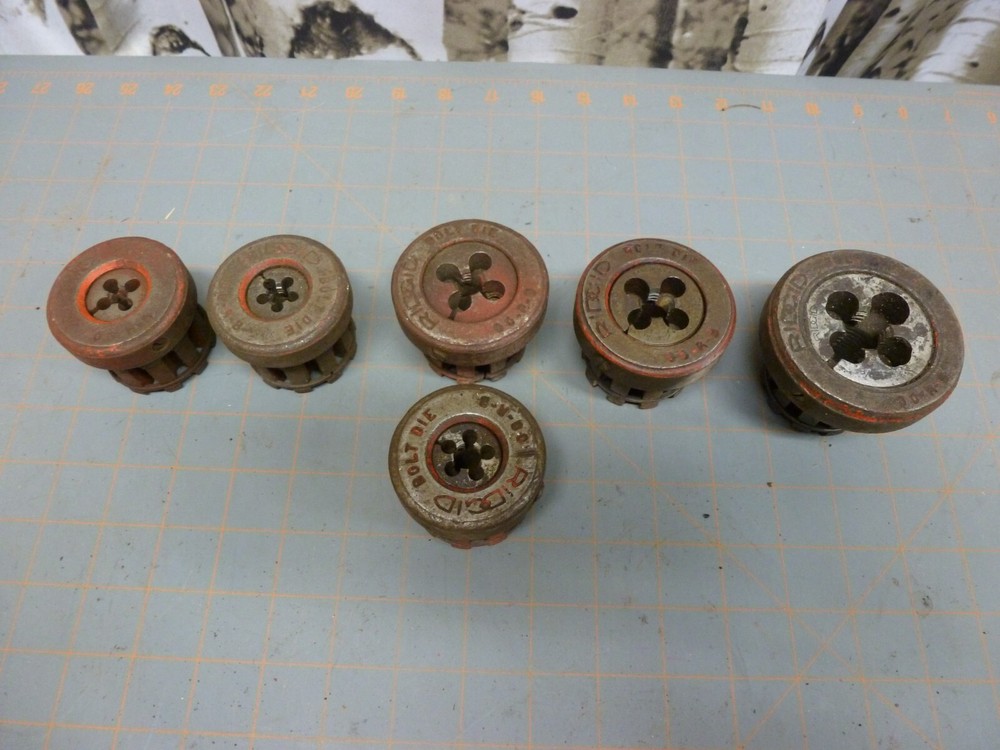 Lot of 6 Ridgid 00-R-B Bolt Threader Dies 5/16-18, 3/8-16, 1/2-13, 9/16-12, 3/4