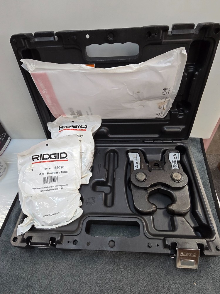 Ridgid 1-1/2 in. to 2 in. Standard ProPress Ring Kit, V2 Ring Actuator and Carry
