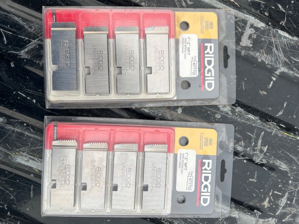 RIDGID High-Speed Right Hand 1&Prime;-2 &ldquo;- 11 1/2 Pipe and Bolt Dies (47770)