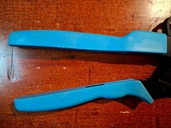SharkBite PEX 3/4- 1/2 in Cinch Clamp Tool Pliers for PEX Plumbing Connections