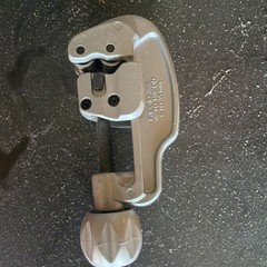 RIDGID Model 35S Pipe Cutter, 1/8 in to 1 1/8 in Capacity brand new out of box