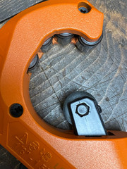 Klein 1-5/8&Prime; Quick Adjust Tubing Cutter | 50061 | 1/8&Prime; to 1-5/8&Prime; CuttingCapacity