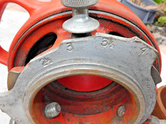 Ridgid Jam Proof Pipe Threader 141 Parts , B-186-1J
