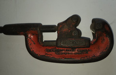 RIDGID Model 2-A Adjustable Heavy-Duty Pipe Cutter 1/8 in. to 2 in. Capacity