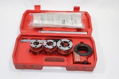 Central Forge Ratcheting Pipe Threader Tool Kit Set 30027 w/ 3 Dies