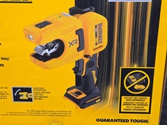 DeWALT DCE154b Copper Tubing Cutter 20v Cordless 1/4&Prime; to 1-1/4&Prime; NIB