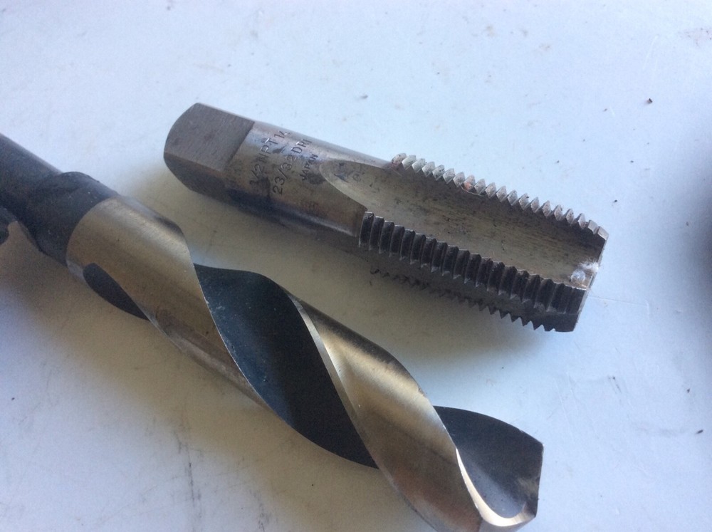1/2&Prime;- 14 NPT Pipe Tap with matching Precision drill bit