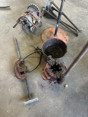 RIDGID 15682 Pipe Threading Machine And Accessories