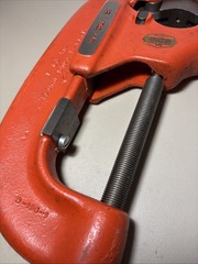 Ridgid 44-S Four Wheel Pipe Cutter 2 1/2&Prime; to 4&Prime; Made in USA Excellent Condition