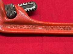 NYE Tool Heavy Duty Offset Pipe Wrench, 8&Prime;, 1&Prime; Capacity, Steel Vintage!