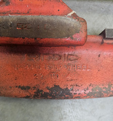 RIDGID TOOL Model No. 44-S Four Wheel Pipe Cuctter 2-1/2&Prime; &ndash; 4&Prime; Heavy Duty