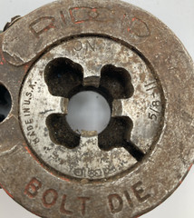 Ridgid 33-B 3 Way Manual Bolt Die Pipe Threader 1/2-13, 5/8-11, 3/8-16 dies