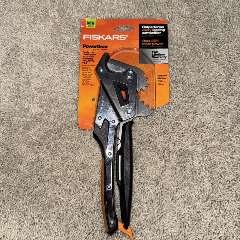 Fiskars Powergear Pipe Cutter 1 1/4&Prime; PVC PEX CPVC Workshop Hardware Pipe Tool
