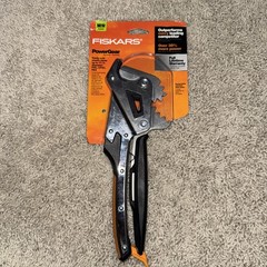 Fiskars Powergear Pipe Cutter 1 1/4&Prime; PVC PEX CPVC Workshop Hardware Pipe Tool
