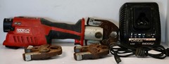 Ridgid RP241 12V 1/2&Prime; to 1&Prime; Pro Press Tool w/Battery & Charger